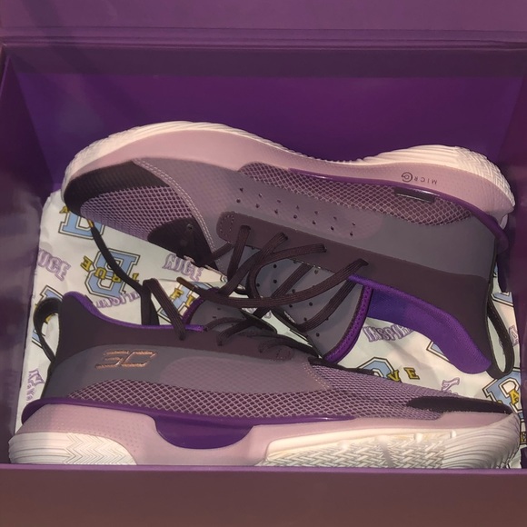 Curry 7 bamazing/ card singed by curry and Storm - Picture 3 of 7